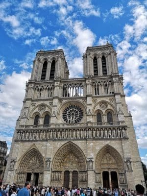 notre dame dons